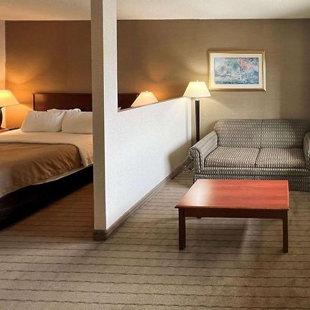 Quality Inn & Suites Grants - I-40 Kültér fotó