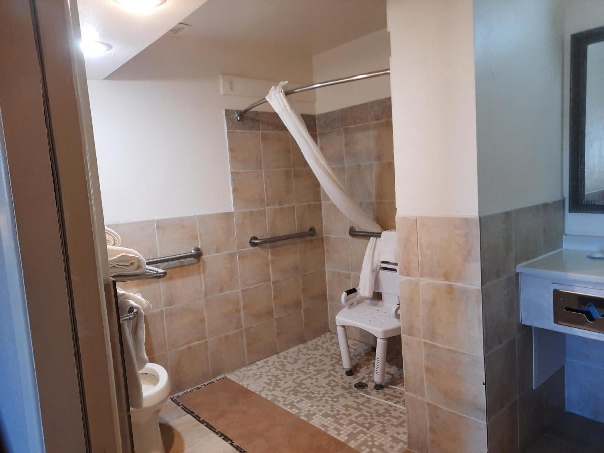 Quality Inn & Suites Grants - I-40 Kültér fotó