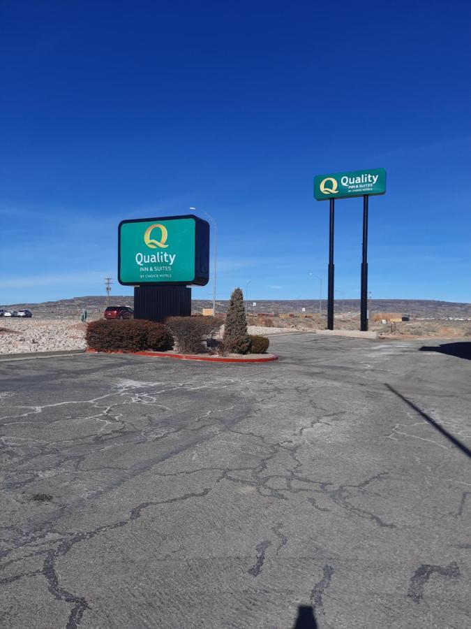 Quality Inn & Suites Grants - I-40 Kültér fotó