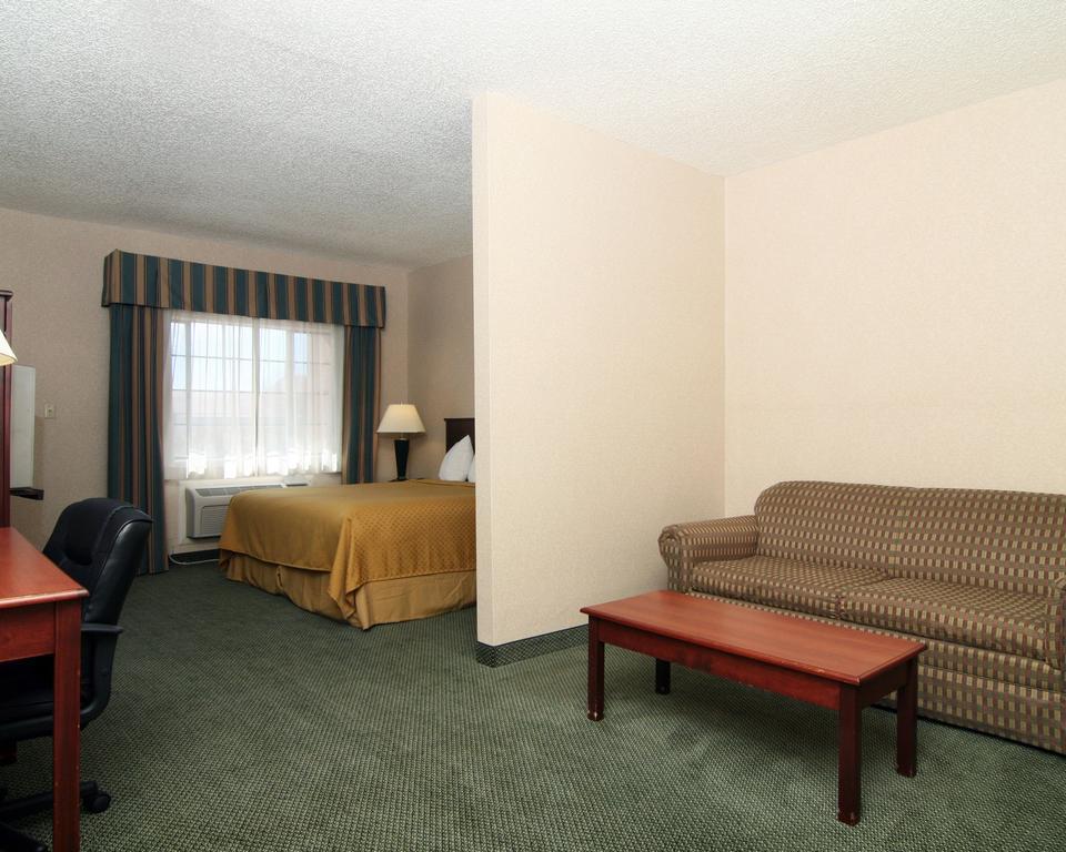 Quality Inn & Suites Grants - I-40 Kültér fotó
