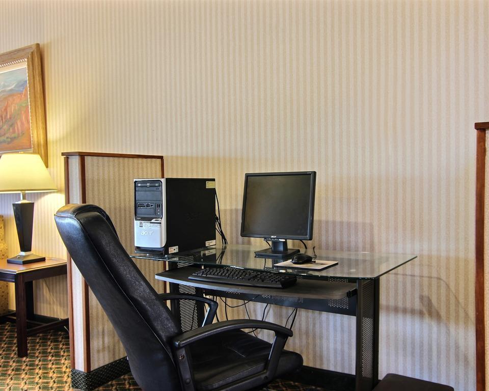 Quality Inn & Suites Grants - I-40 Kültér fotó