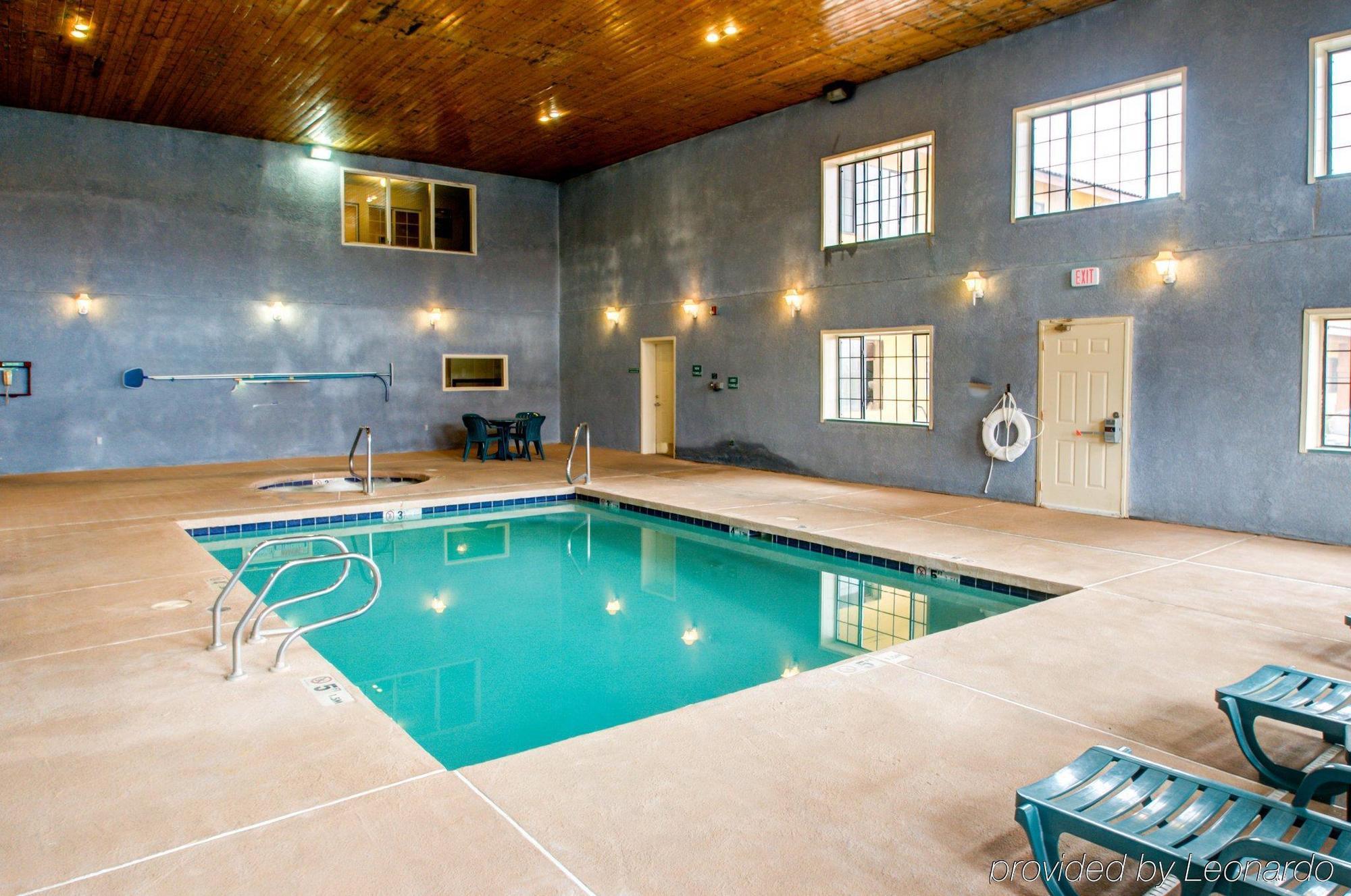 Quality Inn & Suites Grants - I-40 Kültér fotó